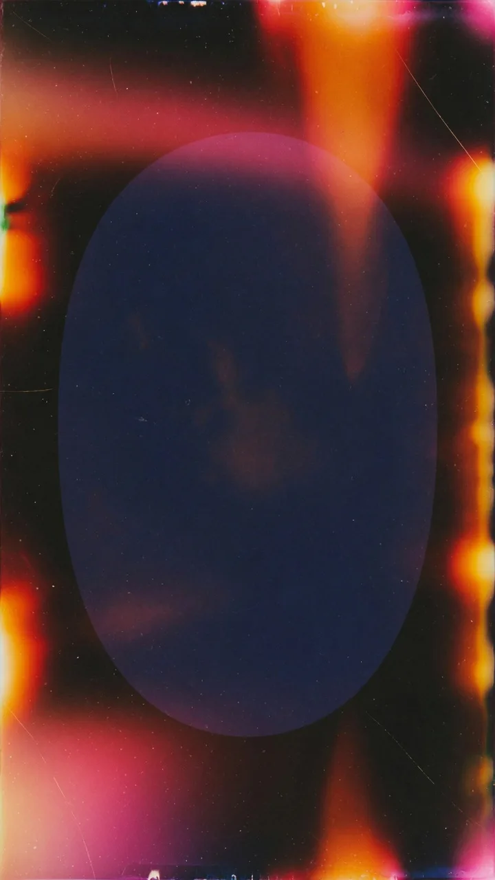 Oranges Filmlichtleck (9:16)