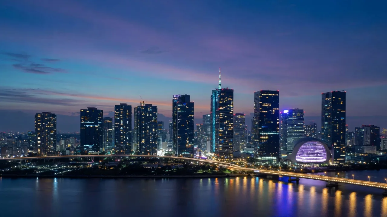Night city skyline (16:9)