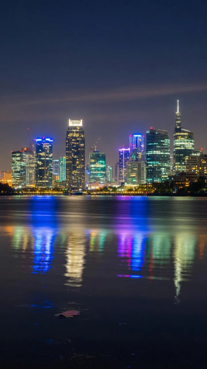 Night City Skyline (9:16)