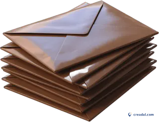 Pilha de envelopes marrons